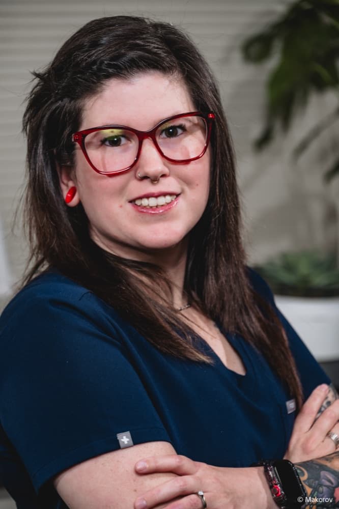 London, Administrative Assistant at Landmark Smiles